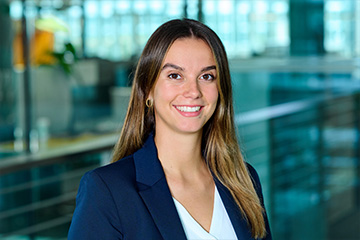 <H4>Jana Salcedas</H4>Recruitment Team<br/>Tel. +41 58 792 27 14